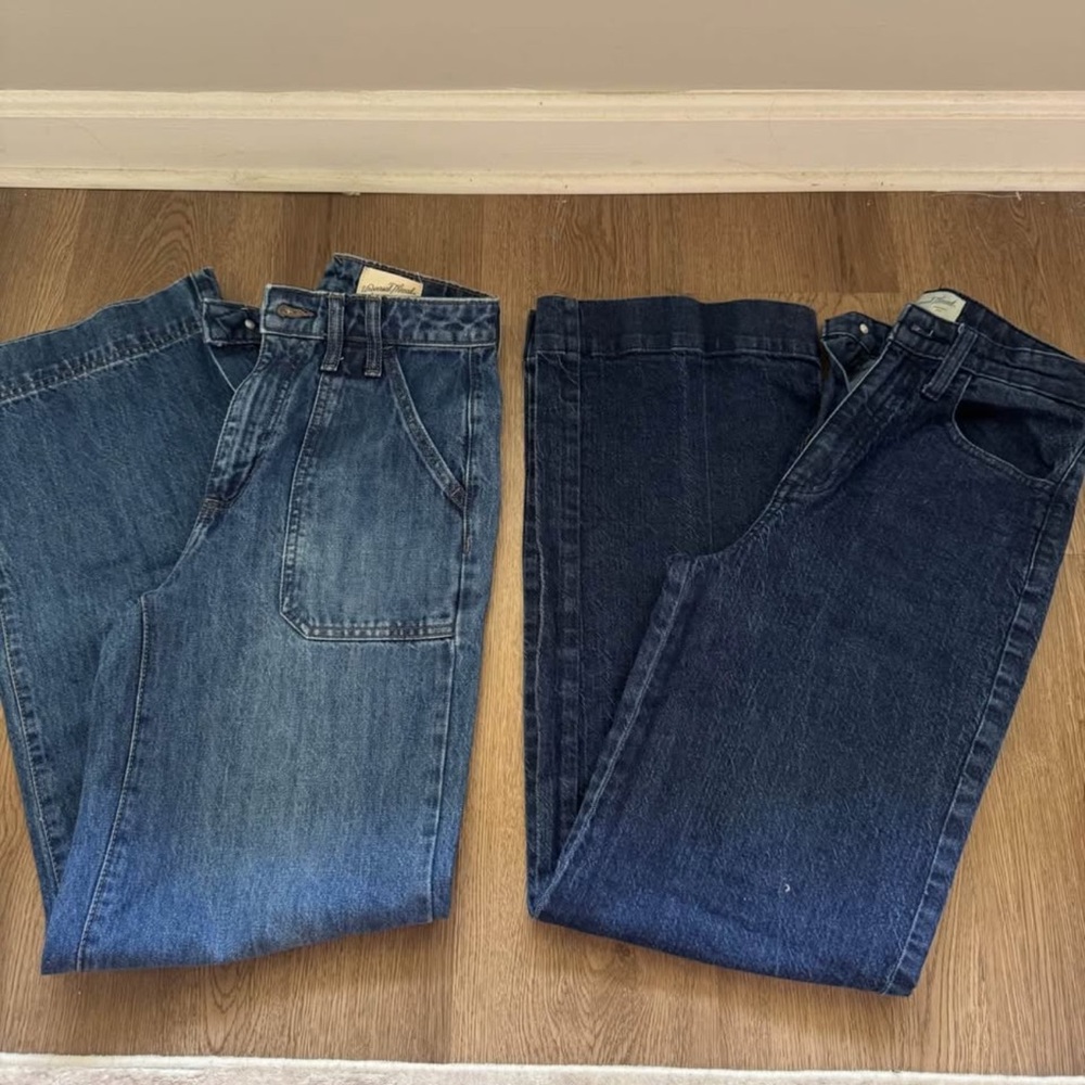 Universal thread Relaxed Fit Jeans - Light and Dark Blue
